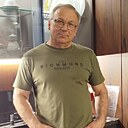 Знакомства: Dmitri, 62 года, Самара
