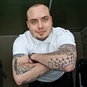 Знакомства: Данил, 23 года, Киров