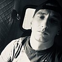 Знакомства: Максим, 31 год, Алушта