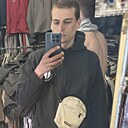 Знакомства: Адам, 24 года, Николаев