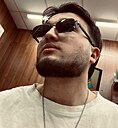 Знакомства: Baha, 25 лет, Худжанд