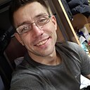 Знакомства: Александр, 31 год, Магадан