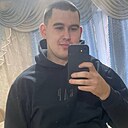 Знакомства: Данил, 24 года, Киров