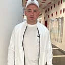 Знакомства: Олег, 31 год, Амвросиевка