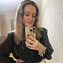 Знакомства: Полина, 24 года, Калининград