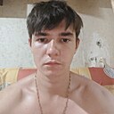 Знакомства: Максим, 19 лет, Саратов