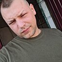 Знакомства: Владимир, 27 лет, Геническ
