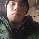 Знакомства: Ильгиз, 21 год, Уфа