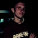 Знакомства: Максим, 26 лет, Микашевичи