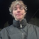 Знакомства: Макс, 23 года, Уфа