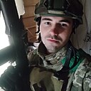 Знакомства: Данил, 30 лет, Каменское