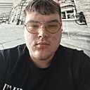 Знакомства: Александр, 21 год, Минск