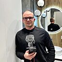 Знакомства: Александр, 33 года, Новоалтайск