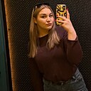 Знакомства: Камилла, 21 год, Нижнекамск