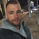 Знакомства: Евгений, 27 лет, Шахтерск