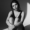 Знакомства: Elina, 24 года, Рогачев