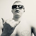 Знакомства: Илья, 18 лет, Кричев
