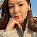 Знакомства: Милана, 25 лет, Екатеринбург