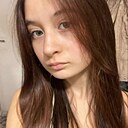Знакомства: Аделина, 18 лет, Киров