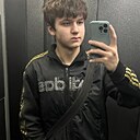 Знакомства: Кирилл, 20 лет, Таганрог
