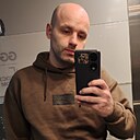 Знакомства: Илья, 33 года, Москва
