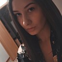 Знакомства: Ksenia, 32 года, Тюмень