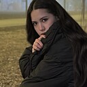 Знакомства: Елизавета, 22 года, Артем