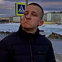 Знакомства: Паша, 18 лет, Гаджиево
