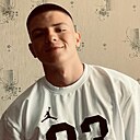 Знакомства: Макар, 20 лет, Новомосковск