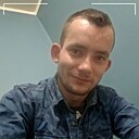 Знакомства: Radosław, 28 лет, Ополе