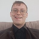 Знакомства: Илья, 18 лет, Богучар