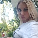 Знакомства: Лена, 33 года, Москва