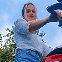 Знакомства: Veronika, 31 год, Саратов