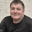 Знакомства: Виктор, 44 года, Ульяновск