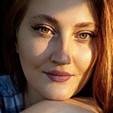 Знакомства: Карина, 24 года, Октябрьский