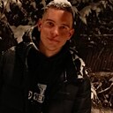Знакомства: Лев, 22 года, Химки