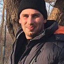 Знакомства: Андрей, 37 лет, Артем