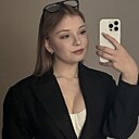 Знакомства: Полина, 21 год, Тюмень