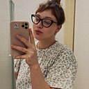 Знакомства: Vika, 26 лет, Шарыпово