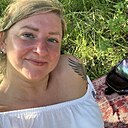 Знакомства: Юлия, 42 года, Санкт-Петербург