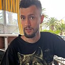 Знакомства: Андрей, 24 года, Москва