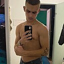 Знакомства: Кирилл, 22 года, Отрадный