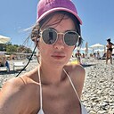 Знакомства: Танюша, 24 года, Москва
