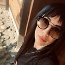 Знакомства: Вероника, 38 лет, Междуреченск