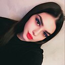 Знакомства: Полина, 22 года, Тюмень