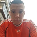 Знакомства: Иван, 19 лет, Челябинск