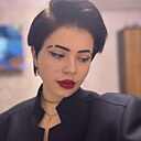 Знакомства: Амина, 19 лет, Хабаровск