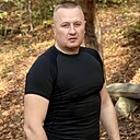 Знакомства: Евгений, 31 год, Луганск