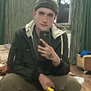Знакомства: Александр, 23 года, Симферополь