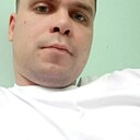 Знакомства: Кирилл, 33 года, Курган